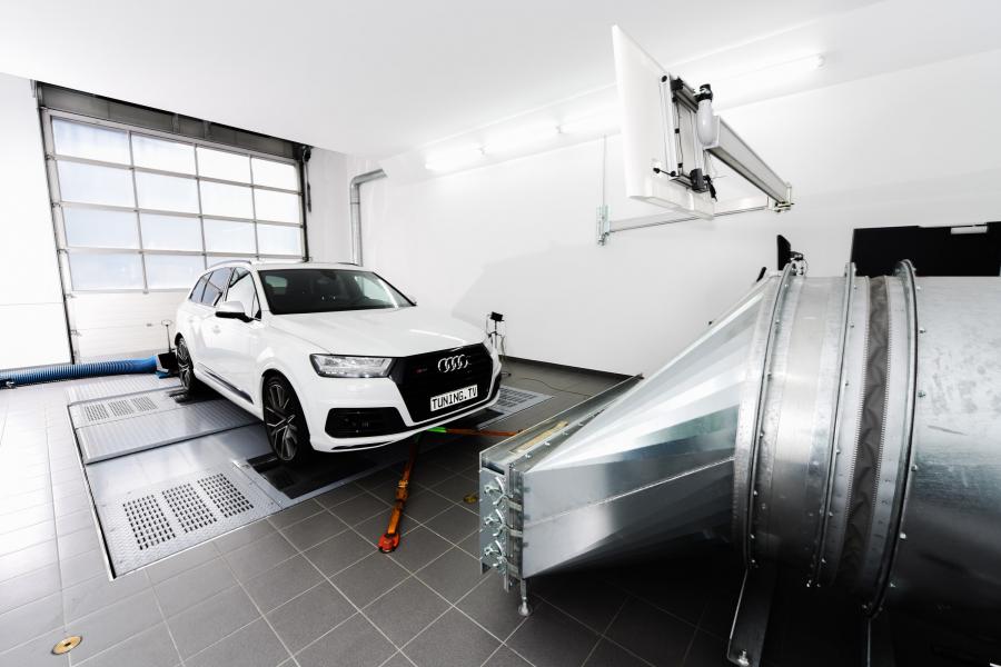  Audi SQ7 TDI by Speed Buster 2017 года  (фото 4 из 9)